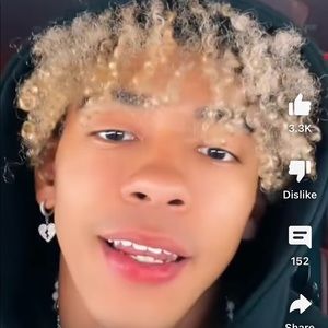 Meet your Posher, Khloe